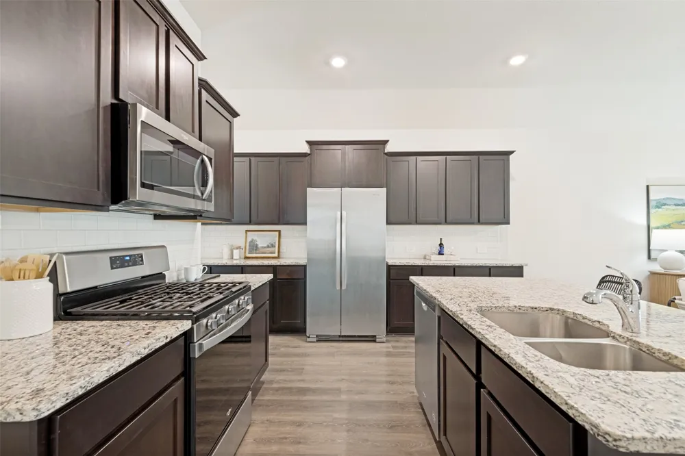 424 Baltimore Avenue Fate, TX 75189