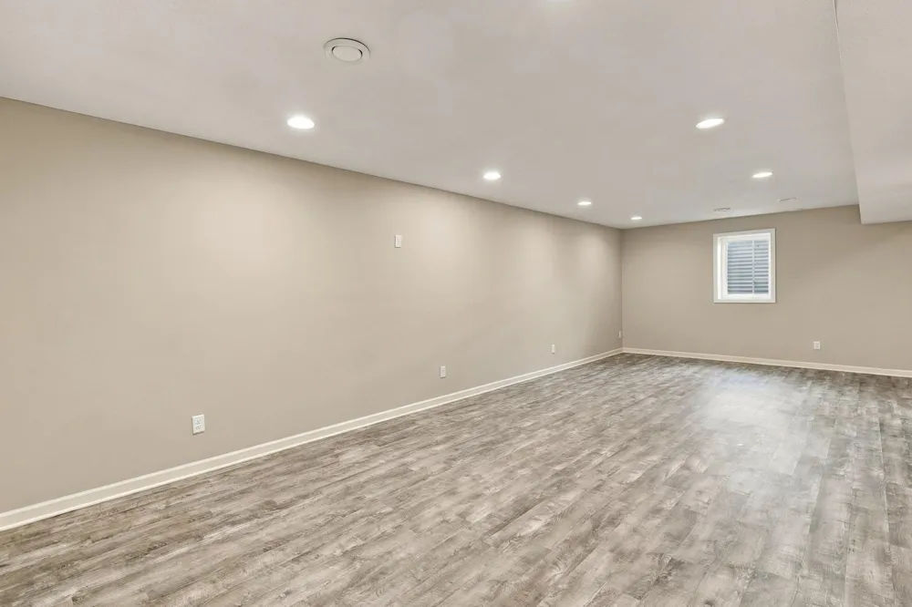 1560 Oakbrooke Terrace Eagan, MN 55122