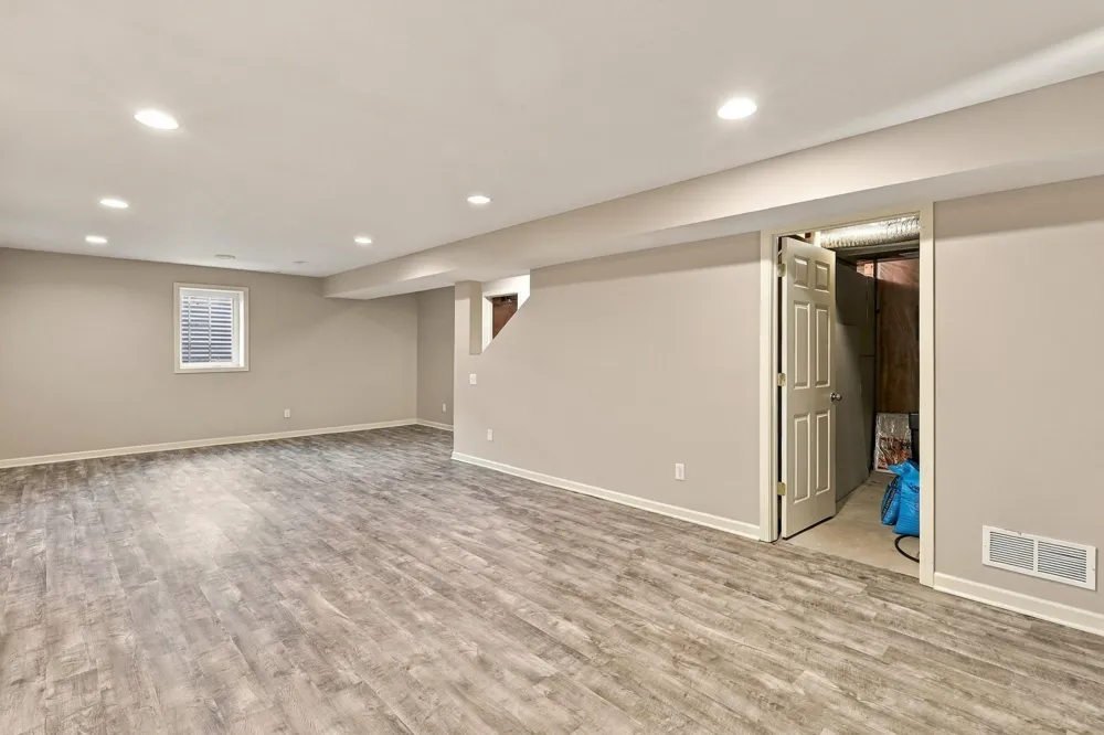 1560 Oakbrooke Terrace Eagan, MN 55122