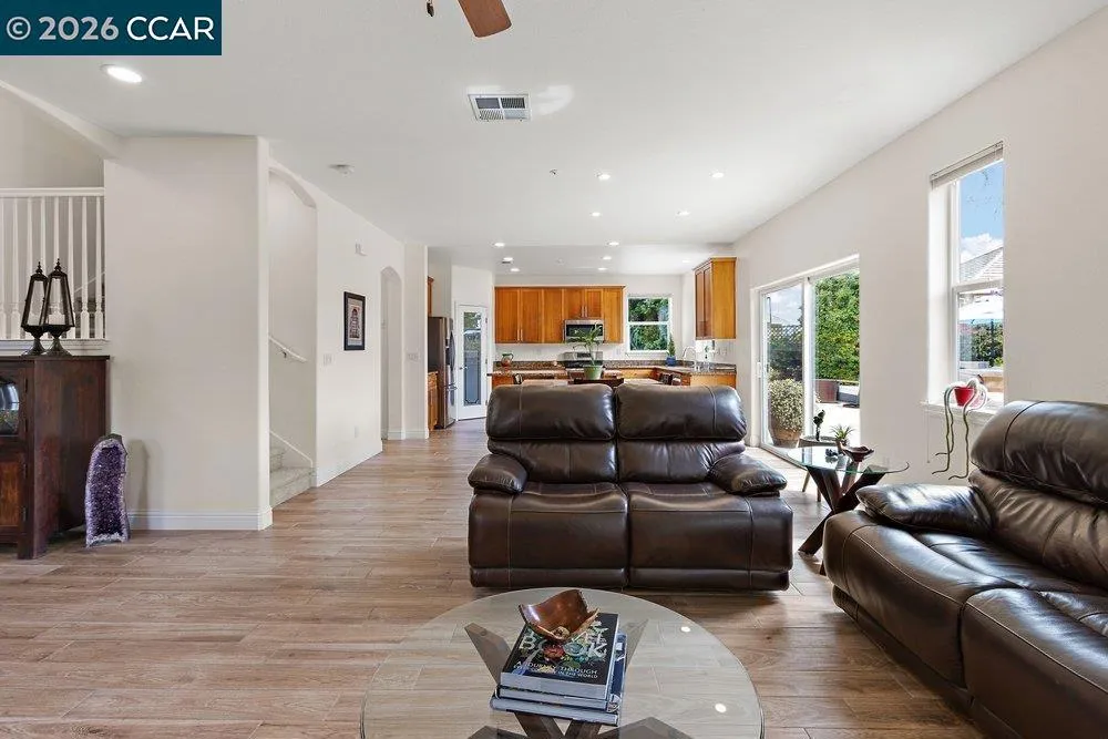 240 Explorer Way Martinez, CA 94553