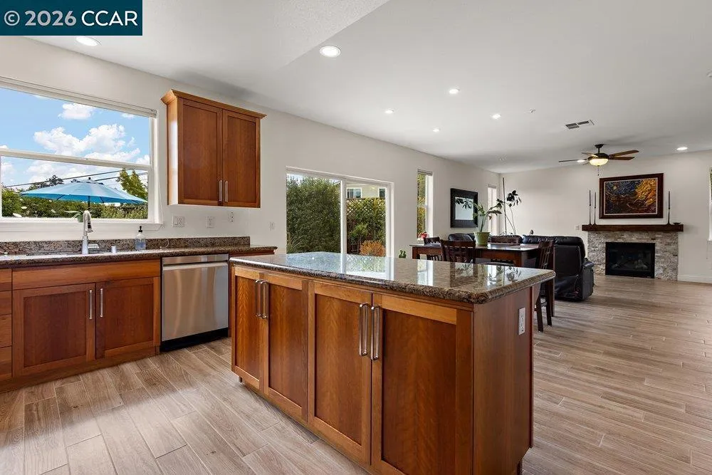 240 Explorer Way Martinez, CA 94553
