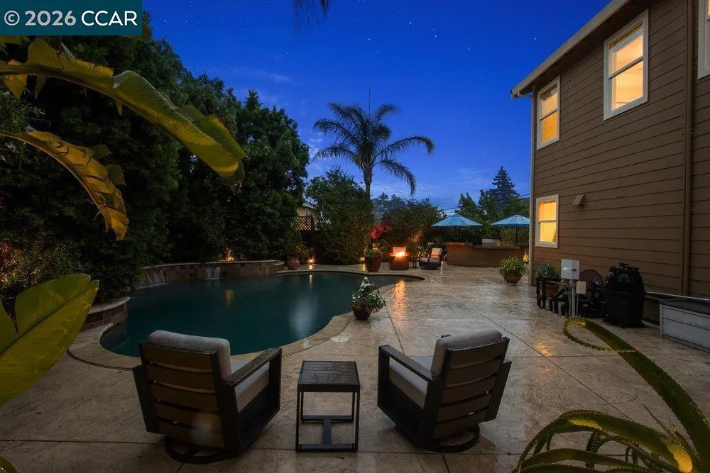 240 Explorer Way Martinez, CA 94553