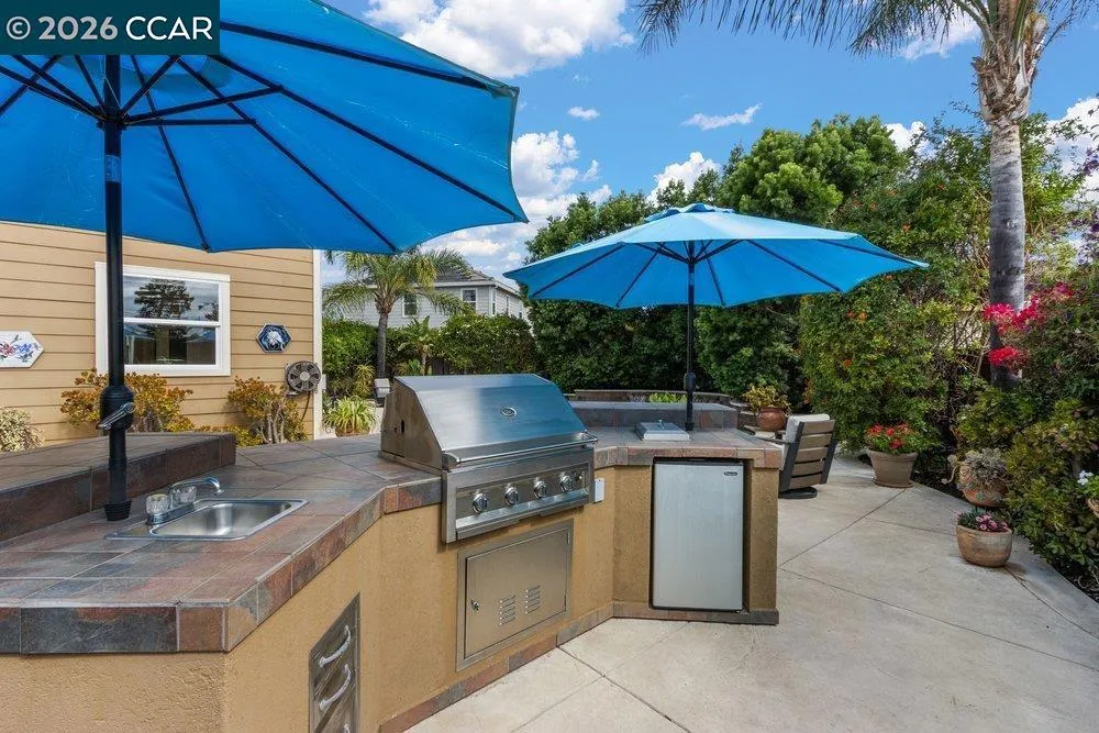 240 Explorer Way Martinez, CA 94553