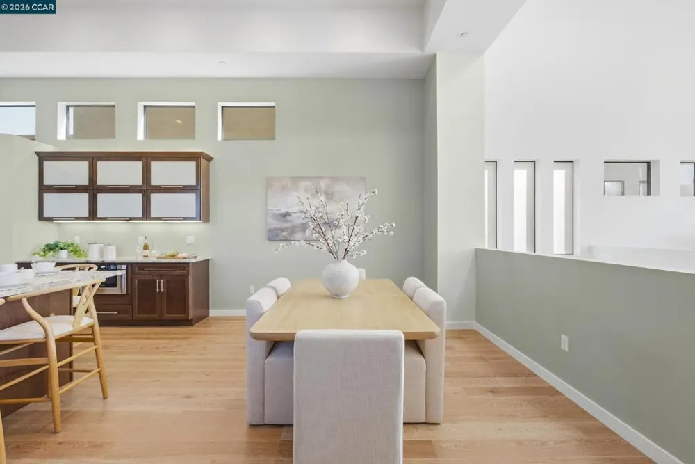 3937 Haines St San Diego, CA 92109