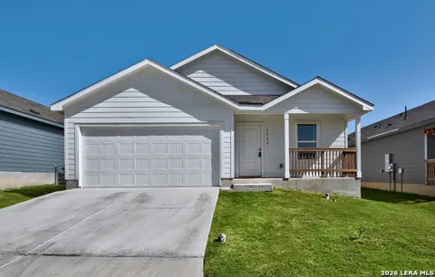 1310 MORAINE PL