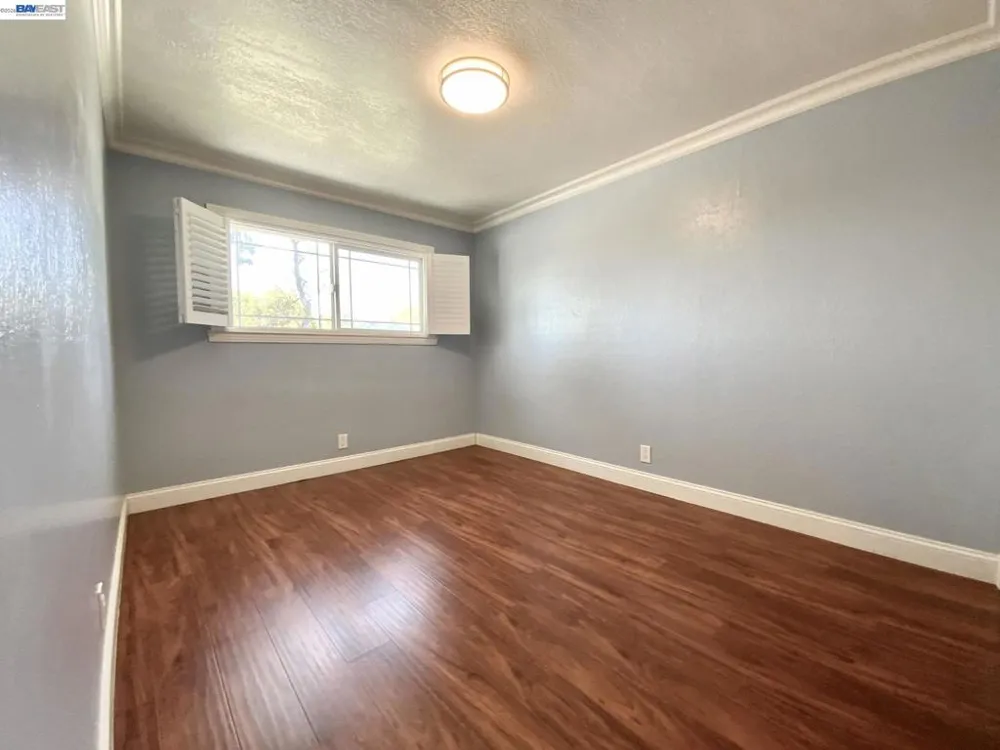 92 Hemlock Ln Milpitas, CA 95035