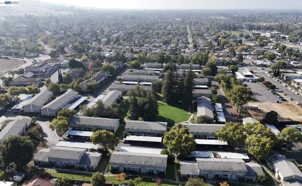 92 Hemlock Ln Milpitas, CA 95035