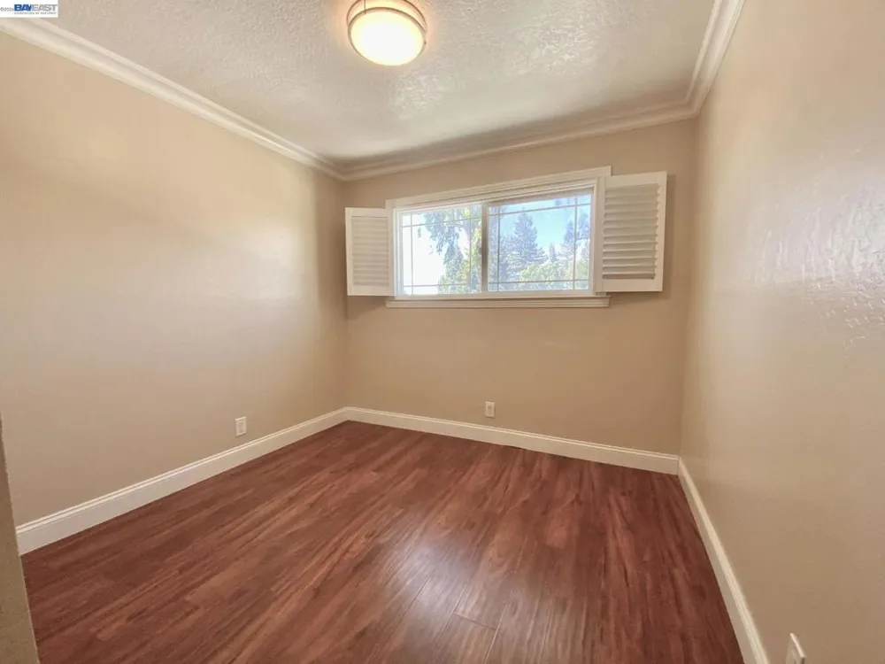 92 Hemlock Ln Milpitas, CA 95035