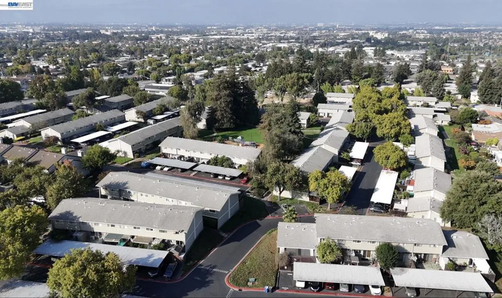 92 Hemlock Ln Milpitas, CA 95035