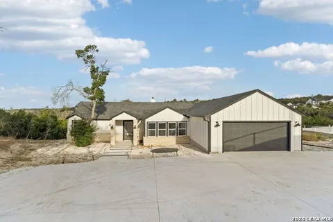 329 Bluebonnet Breeze