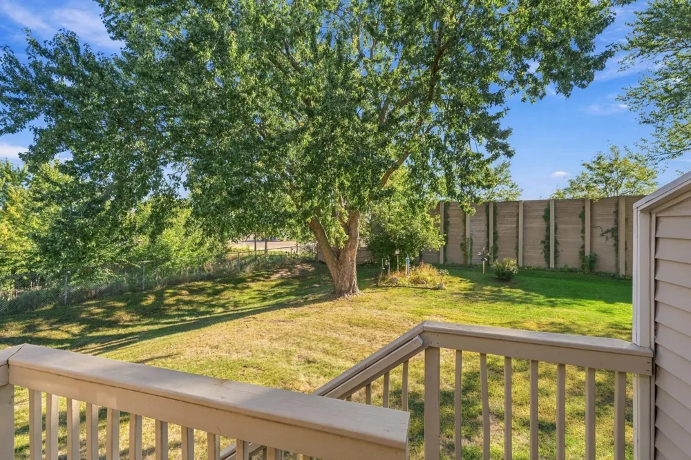 7525 Whitney Drive Apple Valley, MN 55124