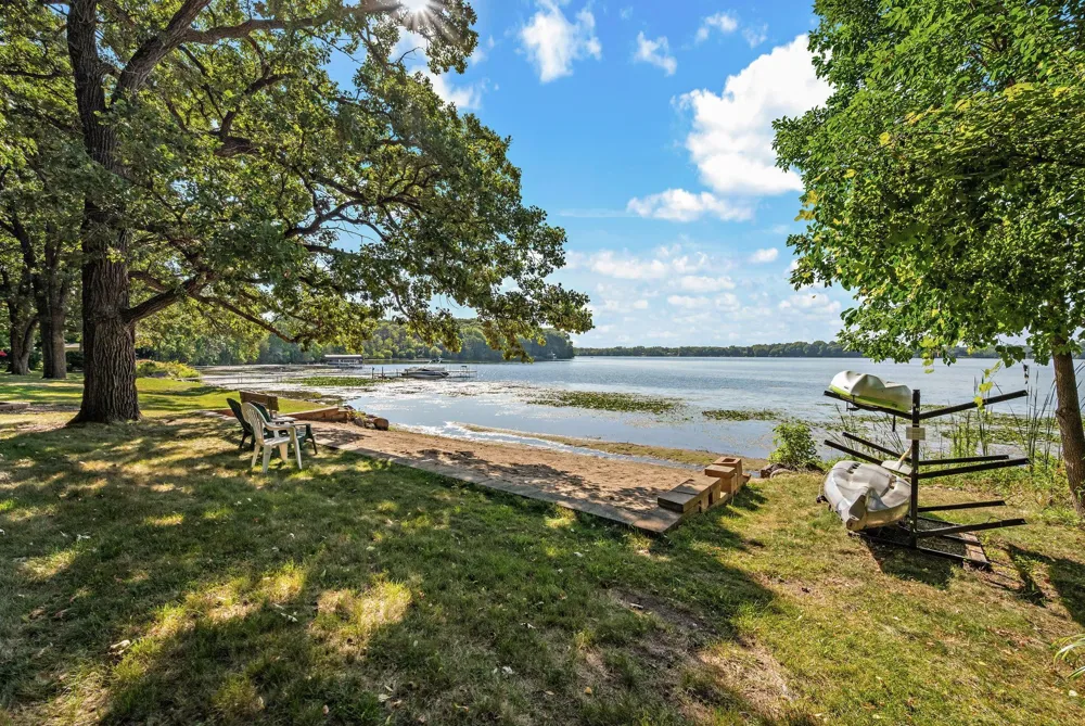 130 Lakeview Road E Chanhassen, MN 55317