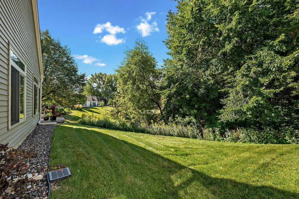 130 Lakeview Road E Chanhassen, MN 55317