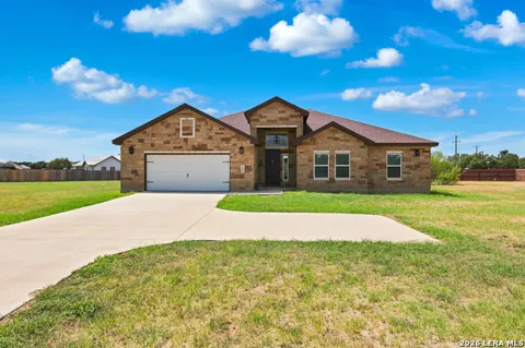 100 W SHORT MEADOW DR