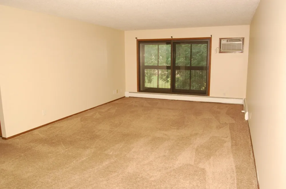 1887 Silver Bell Road #318 Eagan, MN 55122