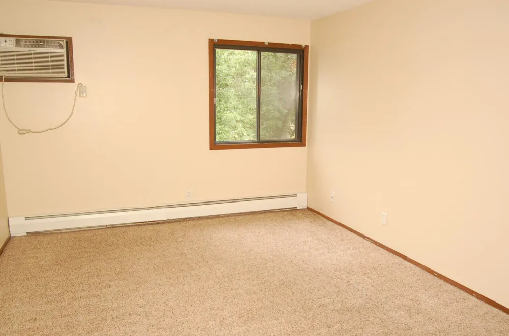 1887 Silver Bell Road #318 Eagan, MN 55122