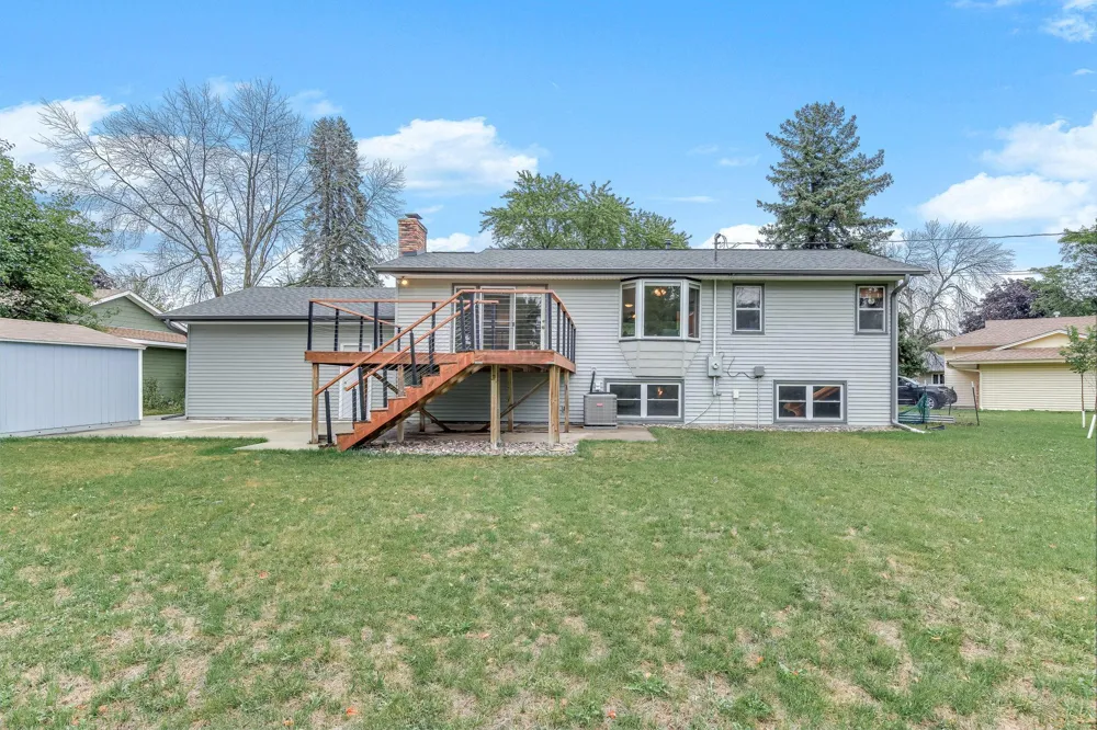 13949 Gauntlet Court Apple Valley, MN 55124