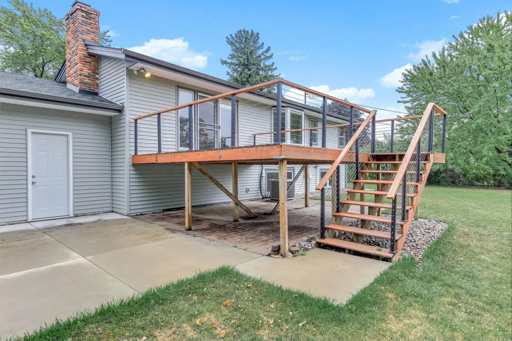 13949 Gauntlet Court Apple Valley, MN 55124