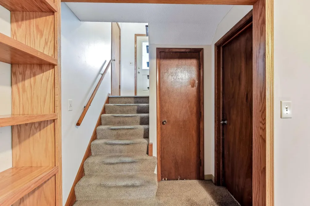 13949 Gauntlet Court Apple Valley, MN 55124