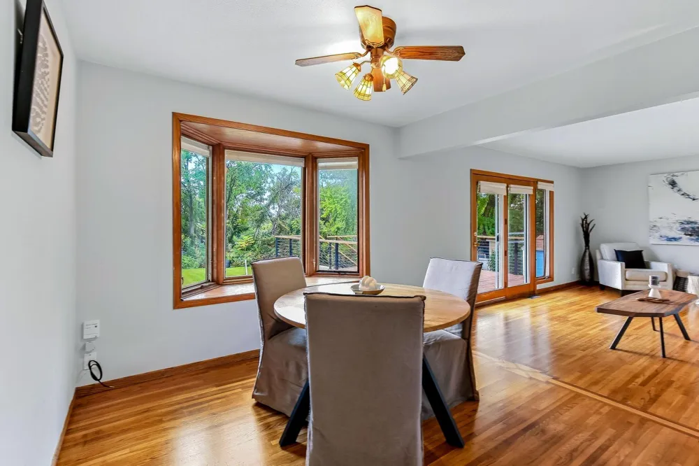 13949 Gauntlet Court Apple Valley, MN 55124