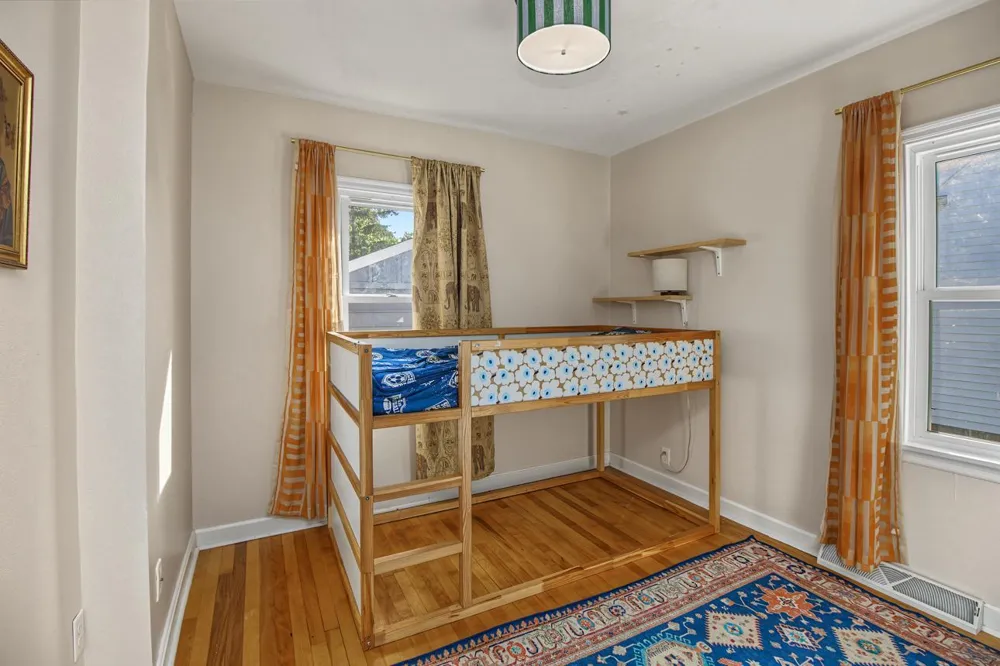 210 Curtice Street W West Saint Paul, MN 55118