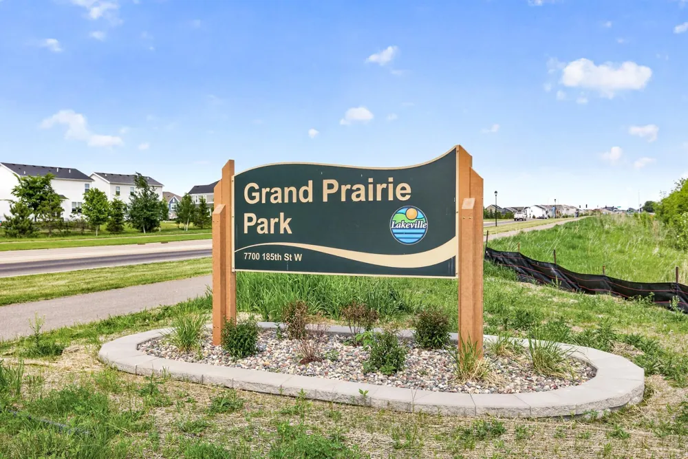 18374 Hamby Way Lakeville, MN 55044