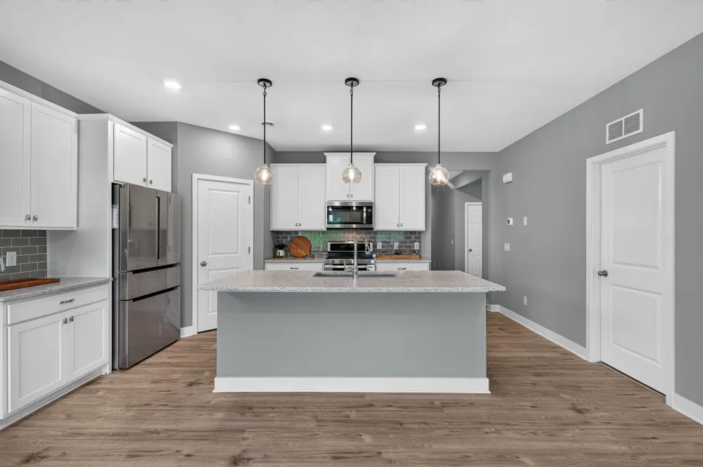 18374 Hamby Way Lakeville, MN 55044
