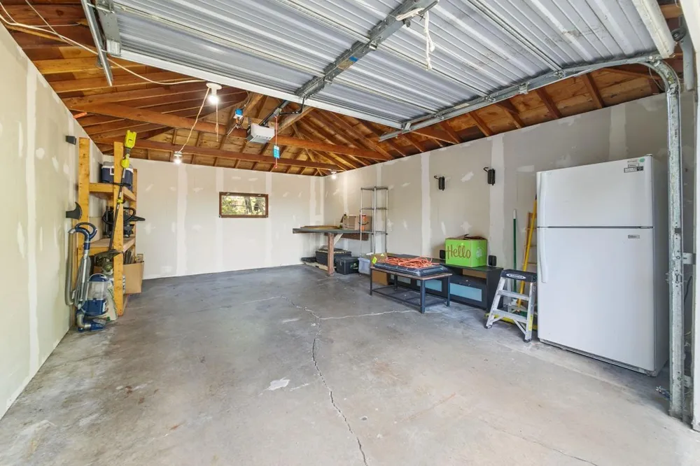 2727 Woodbridge Street Roseville, MN 55113