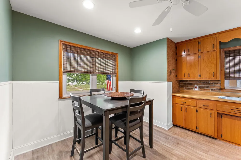 828 3rd Avenue S South Saint Paul, MN 55075