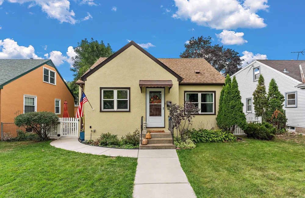 828 3rd Avenue S South Saint Paul, MN 55075