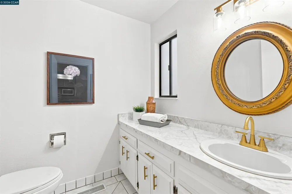 39 Janin Pl Pleasant Hill, CA 94523