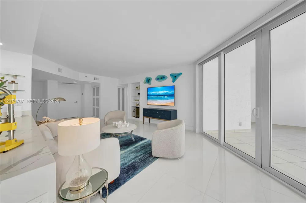 16425 Collins Ave #712 Sunny Isles Beach, FL 33160