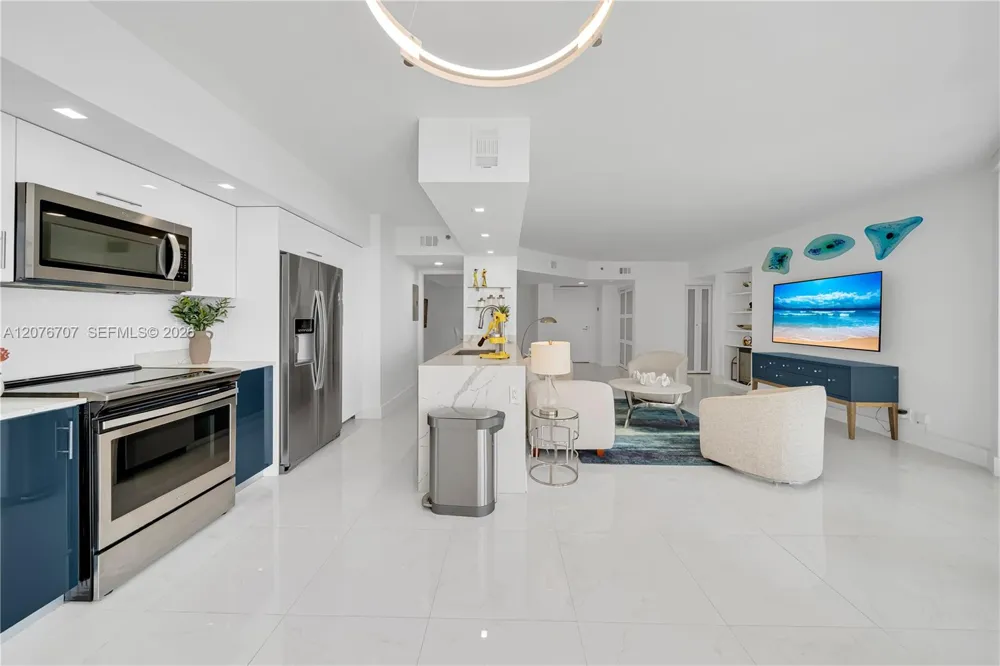 16425 Collins Ave #712 Sunny Isles Beach, FL 33160
