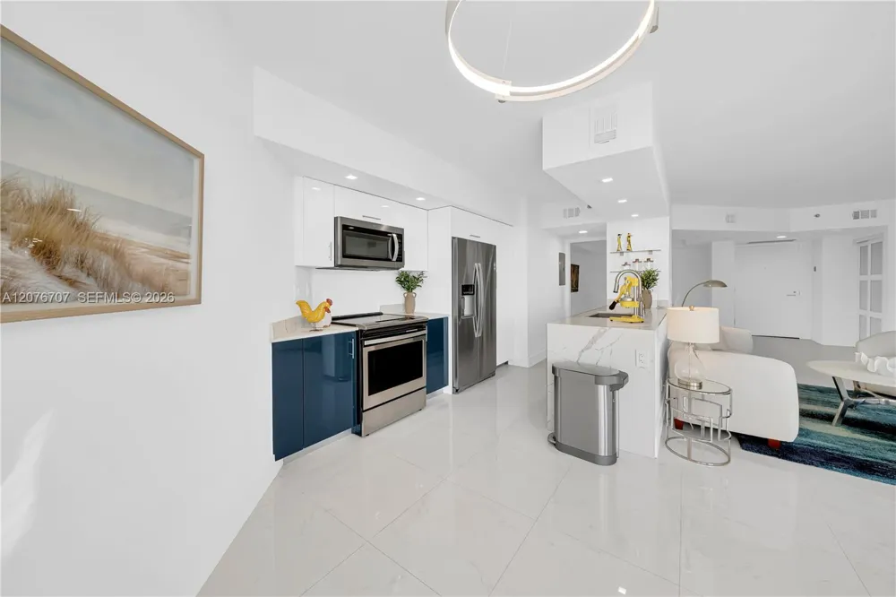 16425 Collins Ave #712 Sunny Isles Beach, FL 33160