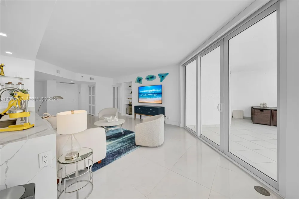 16425 Collins Ave #712 Sunny Isles Beach, FL 33160