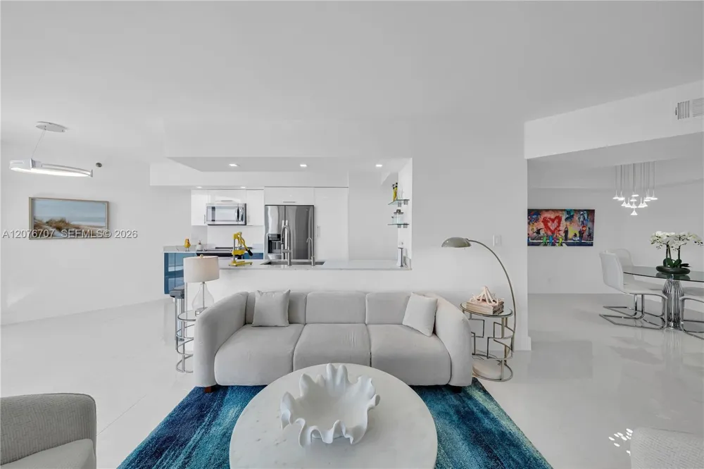 16425 Collins Ave #712 Sunny Isles Beach, FL 33160