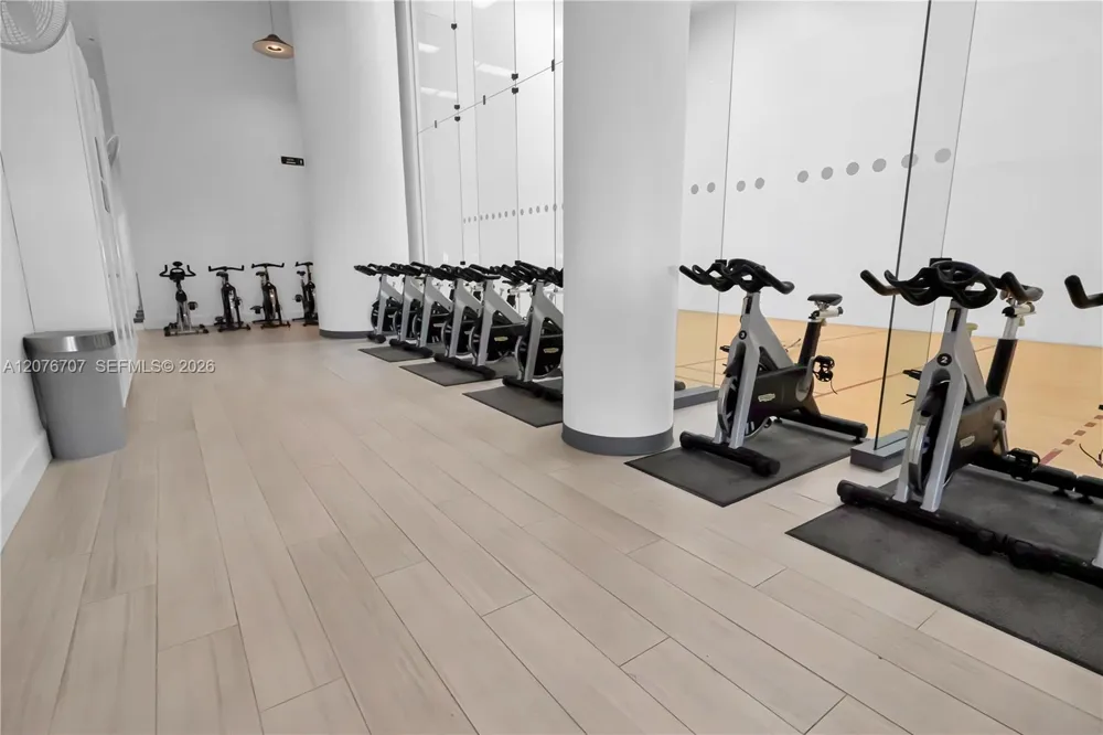 16425 Collins Ave #712 Sunny Isles Beach, FL 33160