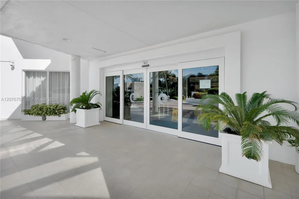 16425 Collins Ave #712 Sunny Isles Beach, FL 33160