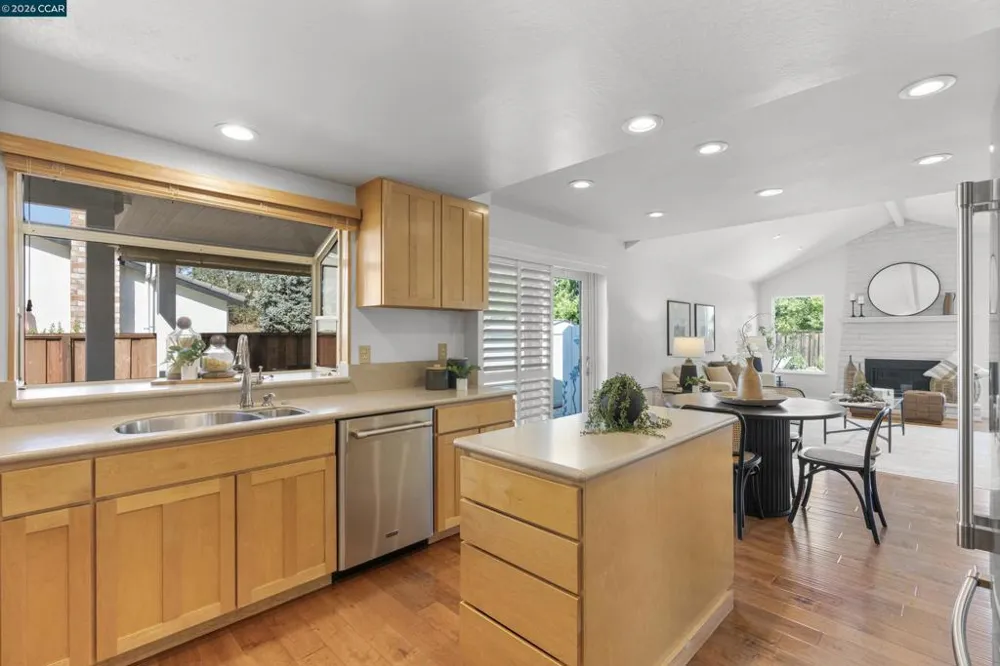 726 Bloching Circle Clayton, CA 94517