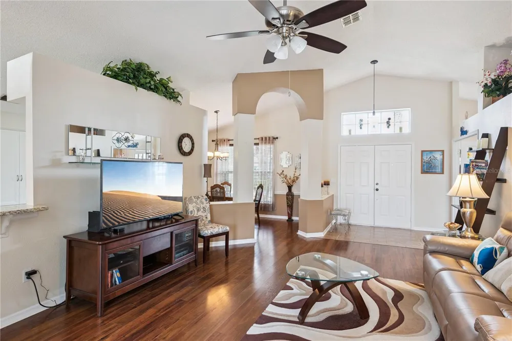 3828 BROOKMYRA DRIVE Orlando, FL 32837