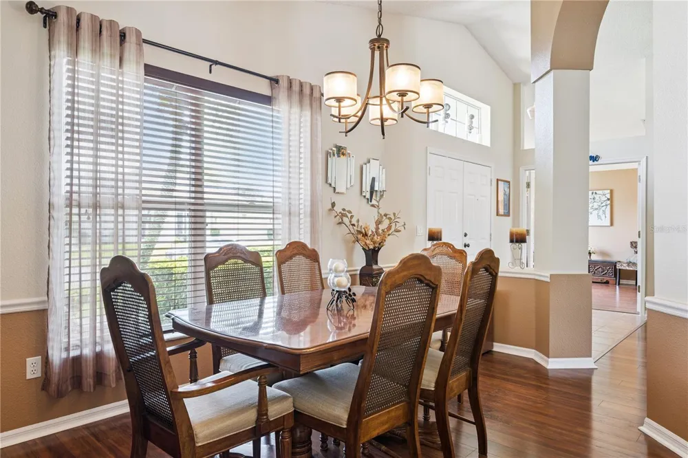 3828 BROOKMYRA DRIVE Orlando, FL 32837