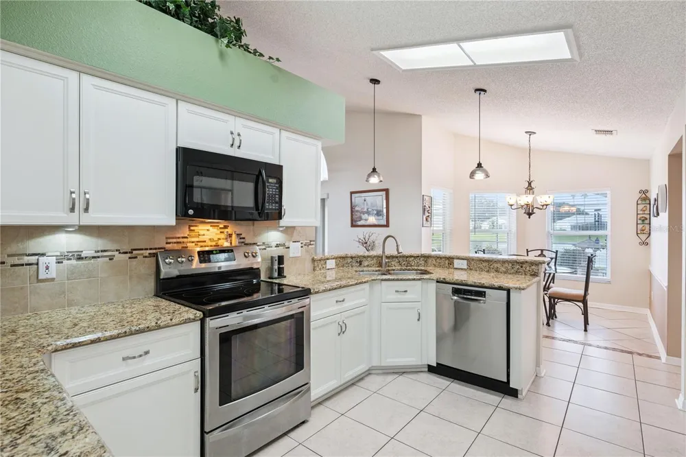 3828 BROOKMYRA DRIVE Orlando, FL 32837