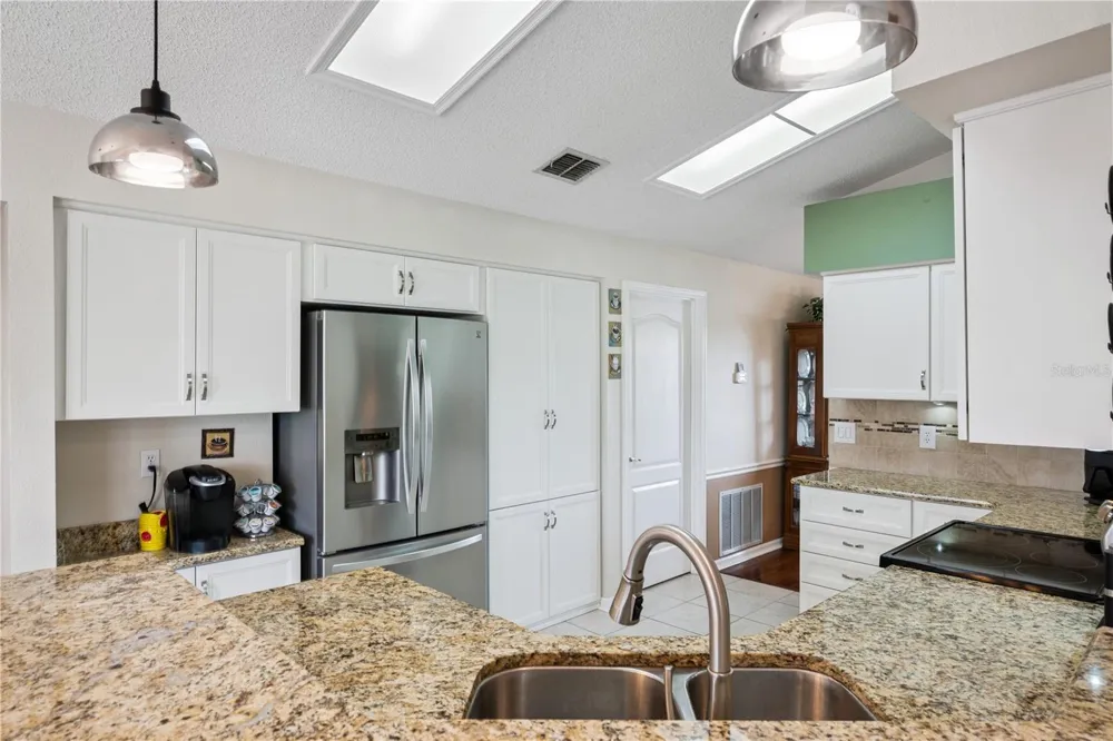 3828 BROOKMYRA DRIVE Orlando, FL 32837