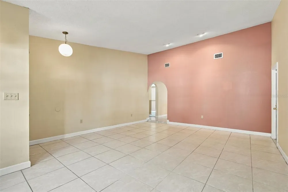 11093 117TH STREET Seminole, FL 33778