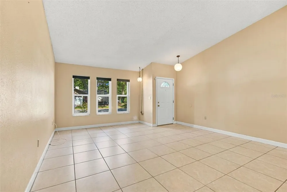 11093 117TH STREET Seminole, FL 33778