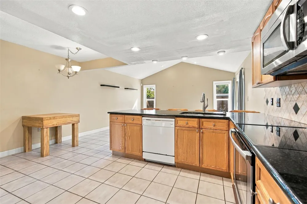 11093 117TH STREET Seminole, FL 33778