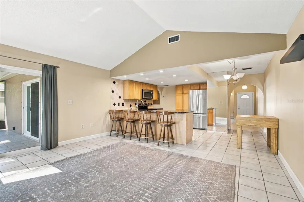 11093 117TH STREET Seminole, FL 33778