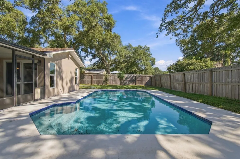 11093 117TH STREET Seminole, FL 33778