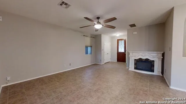 2915 THUNDER GULCH San Antonio, TX 78245