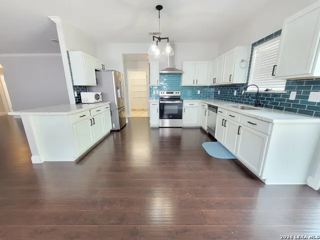 815 BOBCAT CRK San Antonio, TX 78251